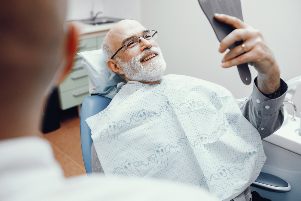 Things You Should Know Before Getting Dental Implants