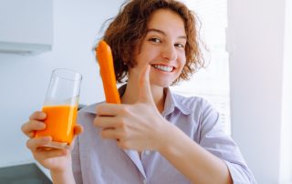 The Best Foods and Drinks for Strong Teeth