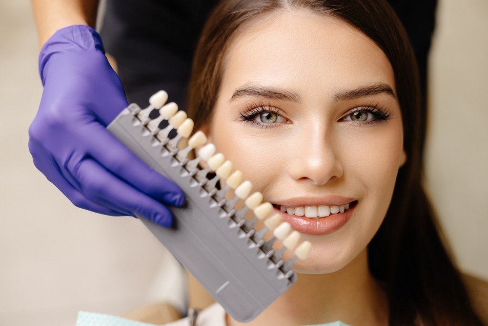 Cosmetic Dentistry Options for Improving Tooth Color and Smile Alignment
